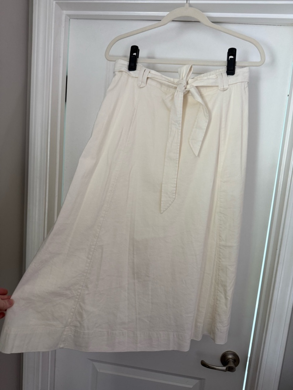 LC Lauren Conrad Cream Tie-Waist Midi Skirt - Picture 3 of 4